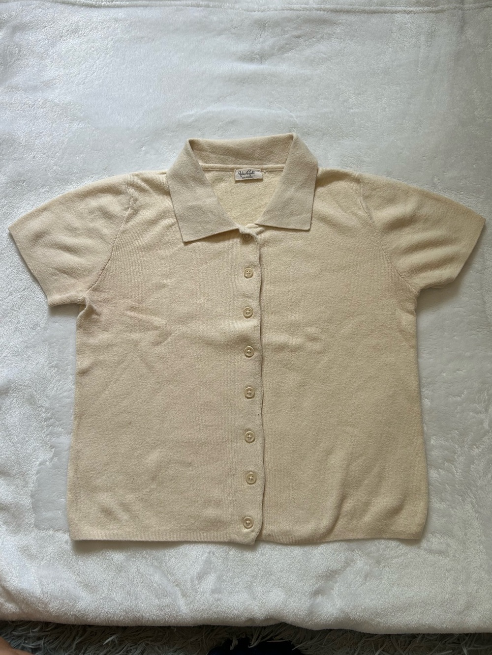 Brandy Melville Cream Short-Sleeve Button-Up Top
